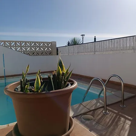 Moana Surf House * Коральео