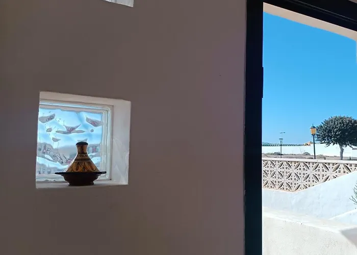 Moana Surf House Коральео